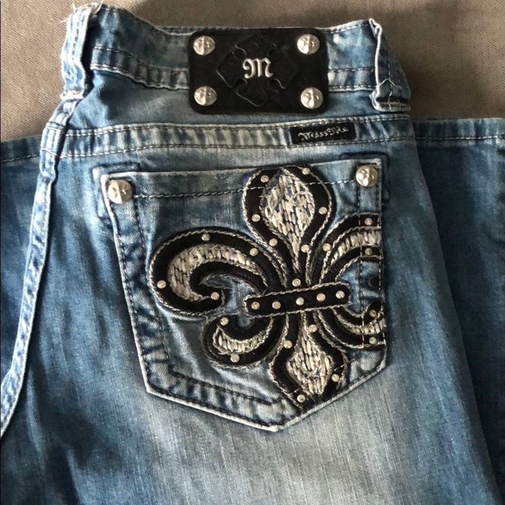 Miss Me Jeans! Super cute!  Worn once!